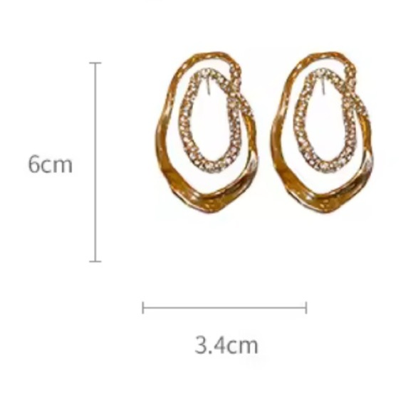 Golden Waves Crystal Double Oval Statement Earrings - Picture 11 of 11